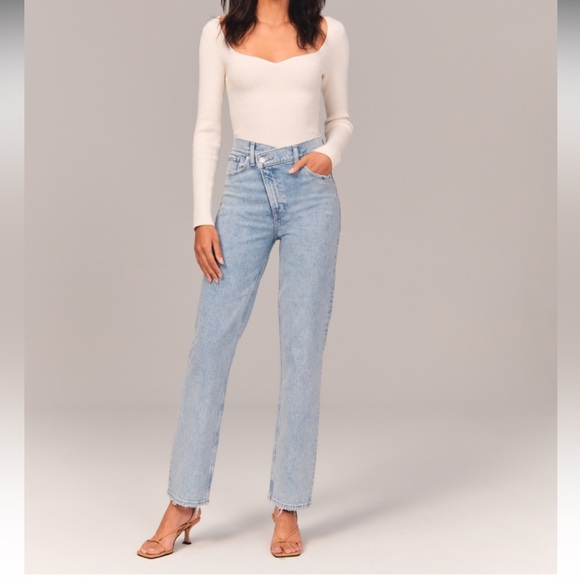 Abercrombie & Fitch Denim - Abercrombie ultra high rise 90s straight jeans